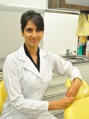 Dr Menaz Thakkar, Best Dentist in Mumbai, India